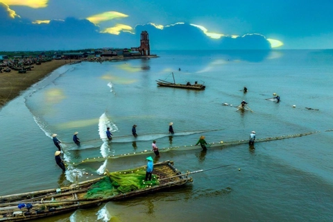 Experts to discuss antion plan for Red River Delta