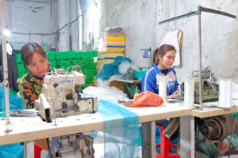 Hanoi craftsmen's lives improved with modern materials and techniques