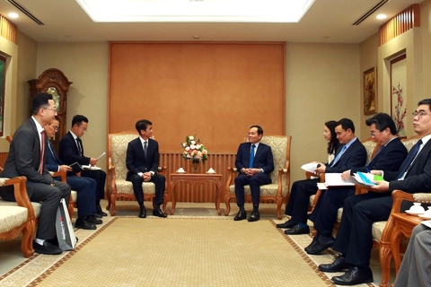 Vietnam expects LG to build additional R&D center