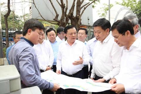 Hanoi's Party chief wants better solutions for Ring Road 1 project  land clearance