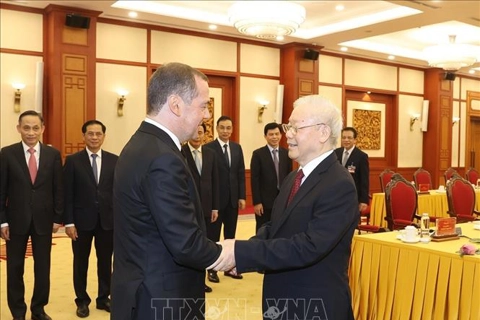 Vietnam gives priority to comprehensive strategic partnership with Russia: Party chief