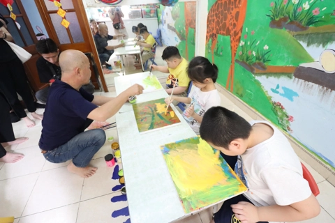 Art exhibition “Heart For Autism” to open in Hanoi