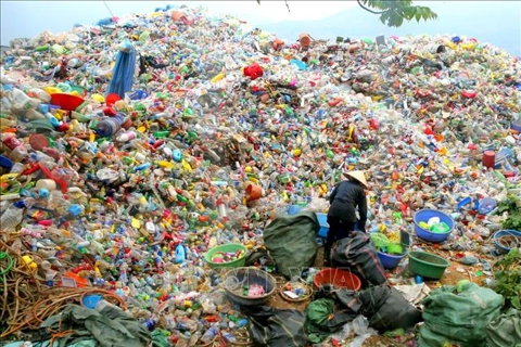 New task force promotes innovation, financing for plastic waste reduction in Vietnam