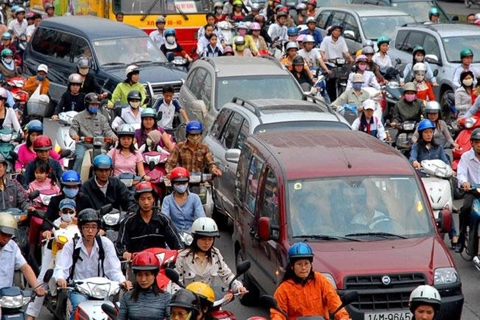 Hanoi to ban motorbikes in 12 metropolitan districts by 2030