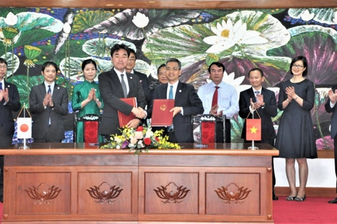 Japan provides US$422 million ODA loans to Vietnam 