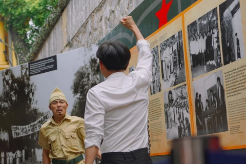 Martyrs' tribute exhibition at Hoa Lo Prison relics site