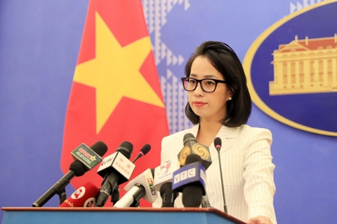 Philippines requested to address Vietnam's national flag desecration