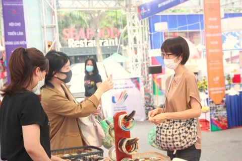 The Hanoi Great Souvenirs 2023 fair opens