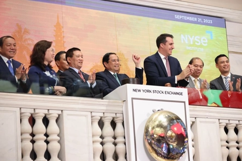 Vietnamese Prime Minister opens world’s largest stock exchange trading session 