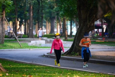 Thong Nhat Park’s fence to be taken down