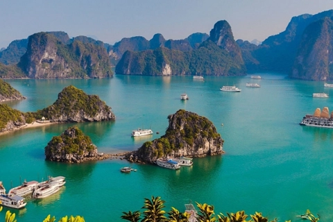 Ha Long Bay among best tourist destinations for 2024: OvationNetwork