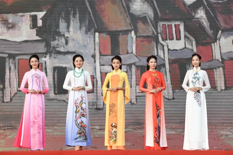 Hanoi Tourism Ao Dai Festival 2023 to pay tribute to national outfit