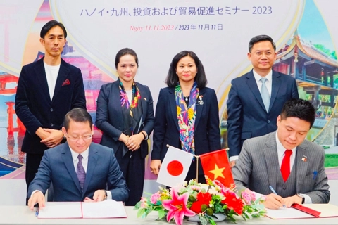 Hanoi promotes trade, and investment with Kyushu (Japan)