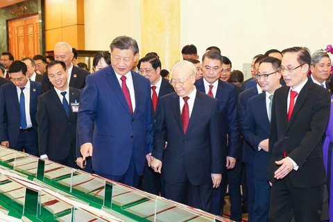 Vietnam, China sign 36 agreements in Xi’s visit