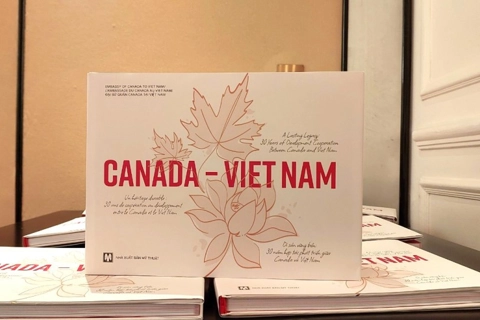 Trilingual book looks back on 30 years of Vietnam-Canada cooperation