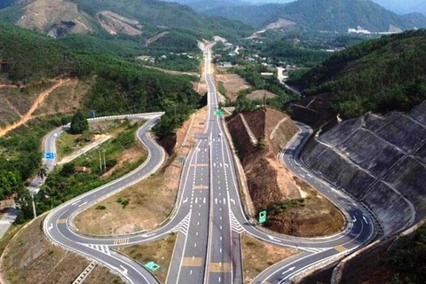 Vietnam to mobilize resources for north-south expressway