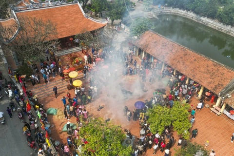 Traditional rice cooking festival in Hanoi enthralls locals and tourists