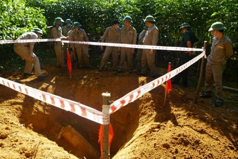 International partners vow to support Vietnam in addressing UXO