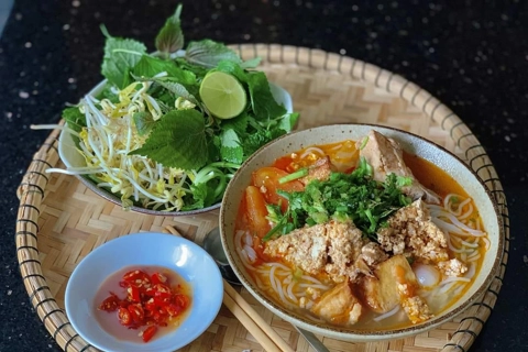 Role of Hanoi cuisine in cultural industry development