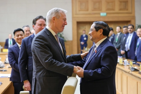 Vietnam delivers "Three guarantees", "Three togetherness" principles to US investors