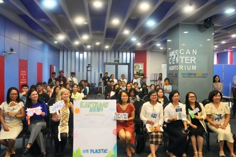 Collective efforts are key to fight against plastic waste