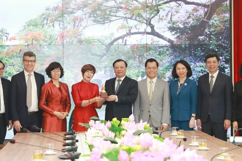 Hanoi, UNESCO pledge further cooperation