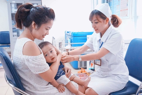 Millions of children in Vietnam protected by vaccination over 40 years: UN agencies