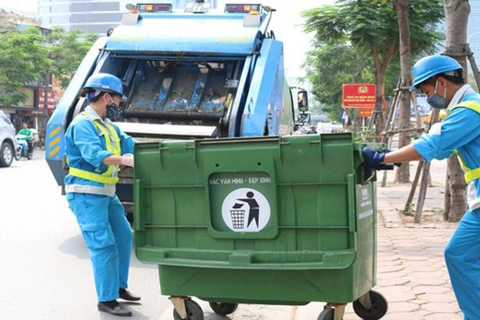 Hanoi to pilot waste segregation in June