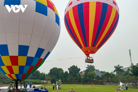 Hot air balloon ride launched, new tourist offering of Hanoi