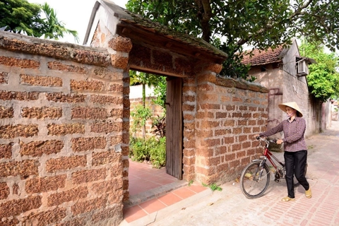 Long-term solutions needed for organizing Hanoi’s rural architectural spaces