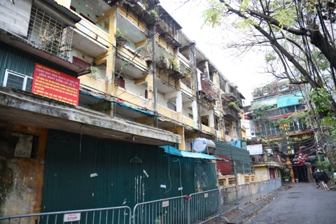 New Housing Law to lift legal barriers to renovating old apartments in Hanoi