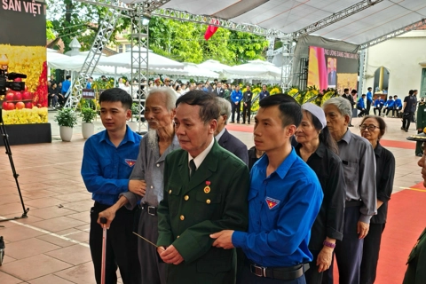 Thousands of volunteers serve state funeral of General Secretary Nguyen Phu Trong
