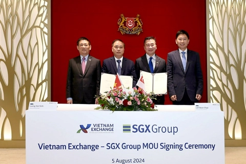 Vietnam, Singapore strengthen partnership in stock exchange operations