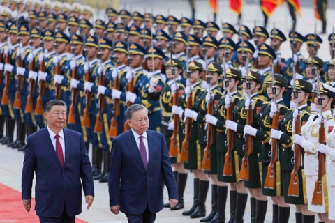 China welcomes Vietnam president with 21 cannon salute 