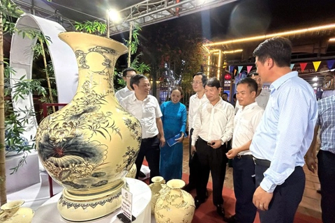 Eco-friendly initiatives bolster sustainable practices in Hanoi's ceramics industry