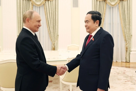 Vietnam-Russia relations continue to strengthen: Putin