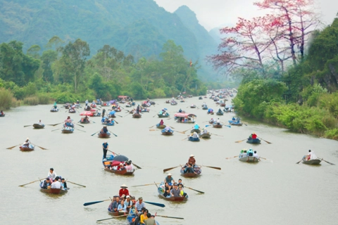 Huong Pagoda complex recognized Hanoi's tourist destination