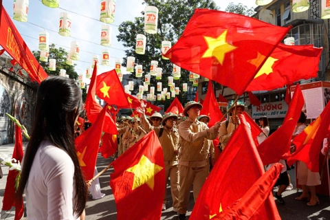 Exhibition in Old Quarter depicts Hanoi's liberation