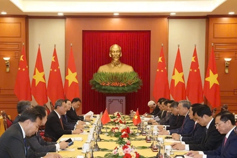 Vietnamese leader, Chinese Premier agree to strengthen bilateral ties in all fields