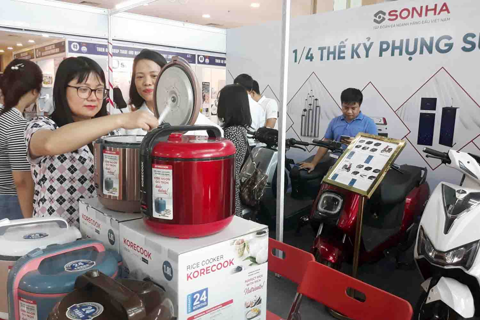 Hanoi seeks partnerships to build skilled workforce for digital transformation