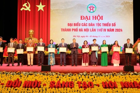 Hanoi must lead in ethnic minority affairs: Mayor