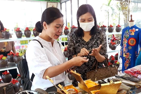 Hanoi unveils 150 most popular Vietnamese products and services for 2024