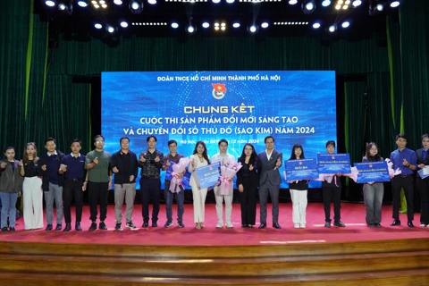 Hanoi honors outstanding faces in innovation, digital transformation