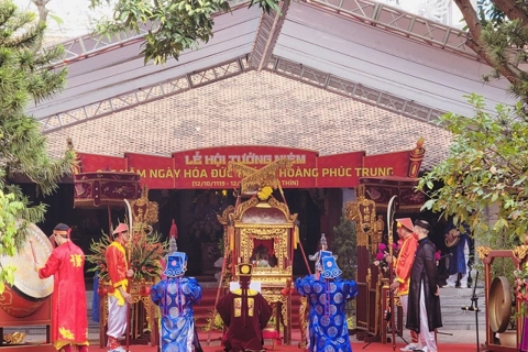 Ba Dinh District commemorates the anniversary of Saint Hoang Phuc Trung’s passing