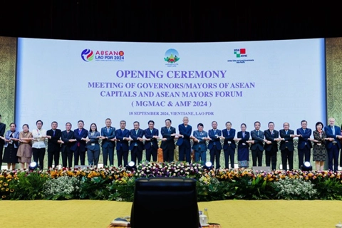 Hanoi-Vientiane cooperation remains role model in bilateral relations