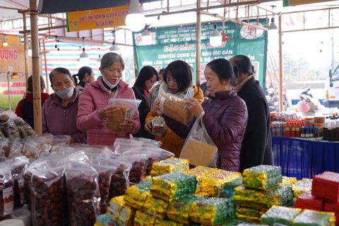 OCOP and agricultural products promotion week underway in Hanoi suburb