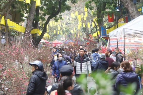 Traditional essence in Hanoi's Old Quarter Tet celebration program