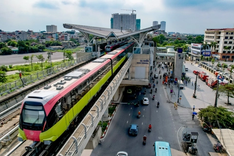 Hanoi, HCMC to submit metro plans to National Assembly in February: Deputy PM