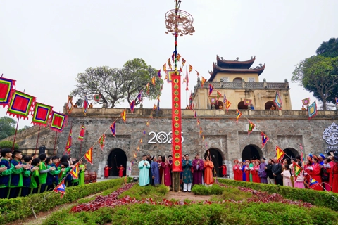 Thang Long Imperial Citadel reenacts ancient royal rituals