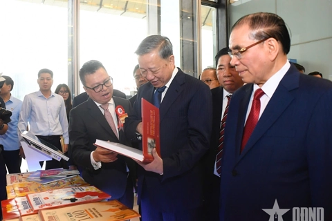 Vietnam celebrates 100 years of revolutionary press